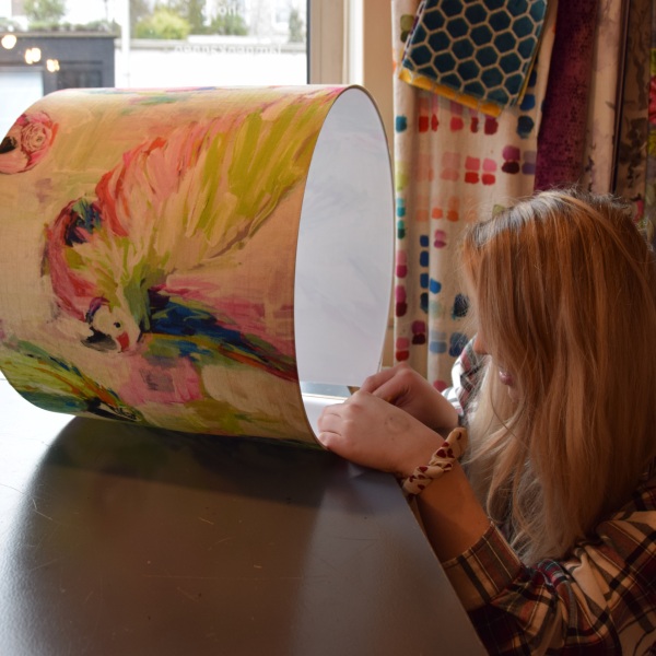 Atelier Kleur | Workshop lampenkap stofferen - nieuwe lampenkap Liselotte