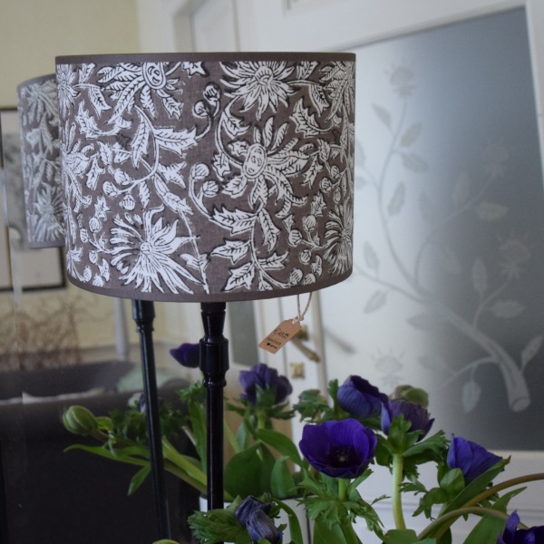 rivaal maart . Atelier Kleur | Lampenkappen kopen - Lampenkapjes blockprint bruin te koop